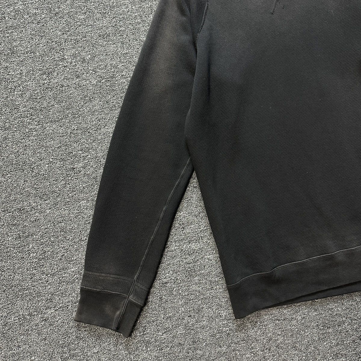 Diesel Vintage Diesel Faded Sweatshirt Size US L / EU 52-54 / 3 - 7 Thumbnail