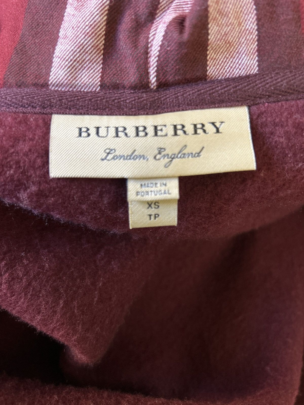 Burberry Burberry Hoodie (Burgandy) Like New Size US XS / EU 42 / 0 - 5 Thumbnail