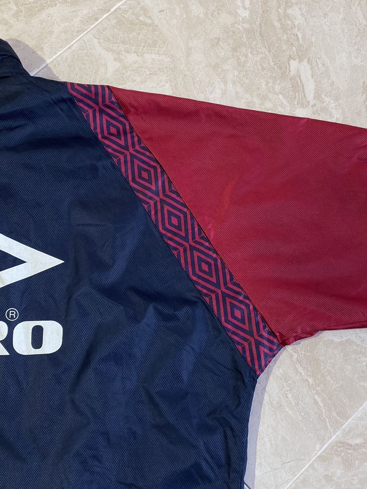 Umbro Vintage 90s Umbro hype y2k streetwear style retro jacket Size US XL / EU 56 / 4 - 11 Thumbnail