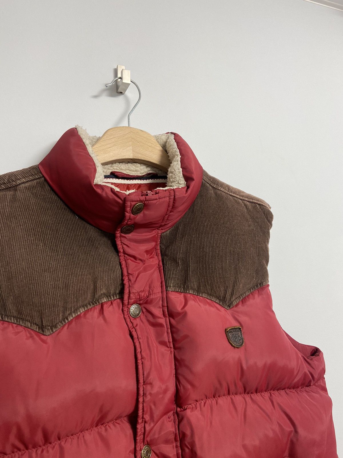 Tommy Hilfiger Tommy Hilfiger Vintage Vest Size US L / EU 52-54 / 3 - 7 Thumbnail