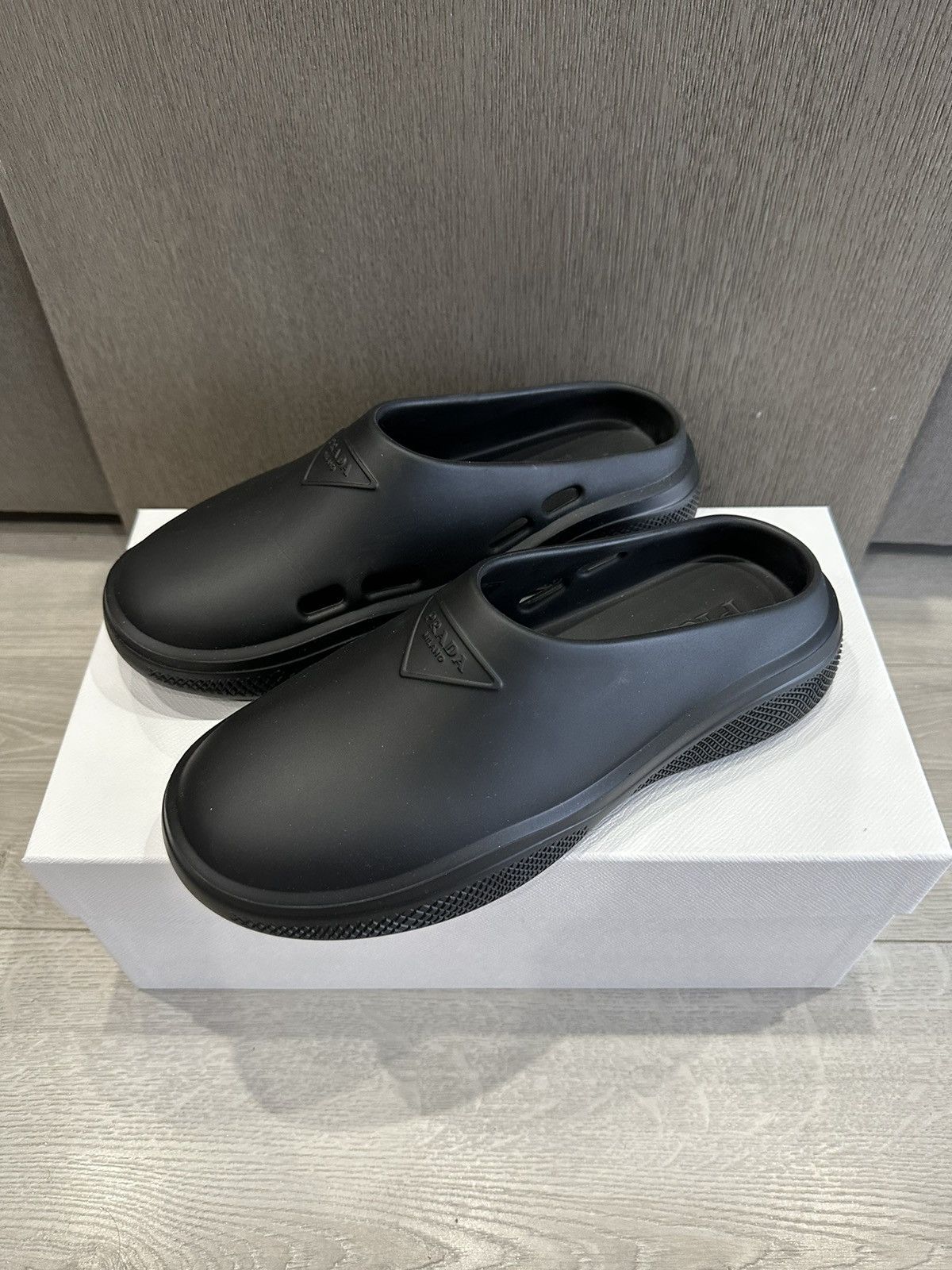 PRADA FOAM RUBBER MULE BLACK