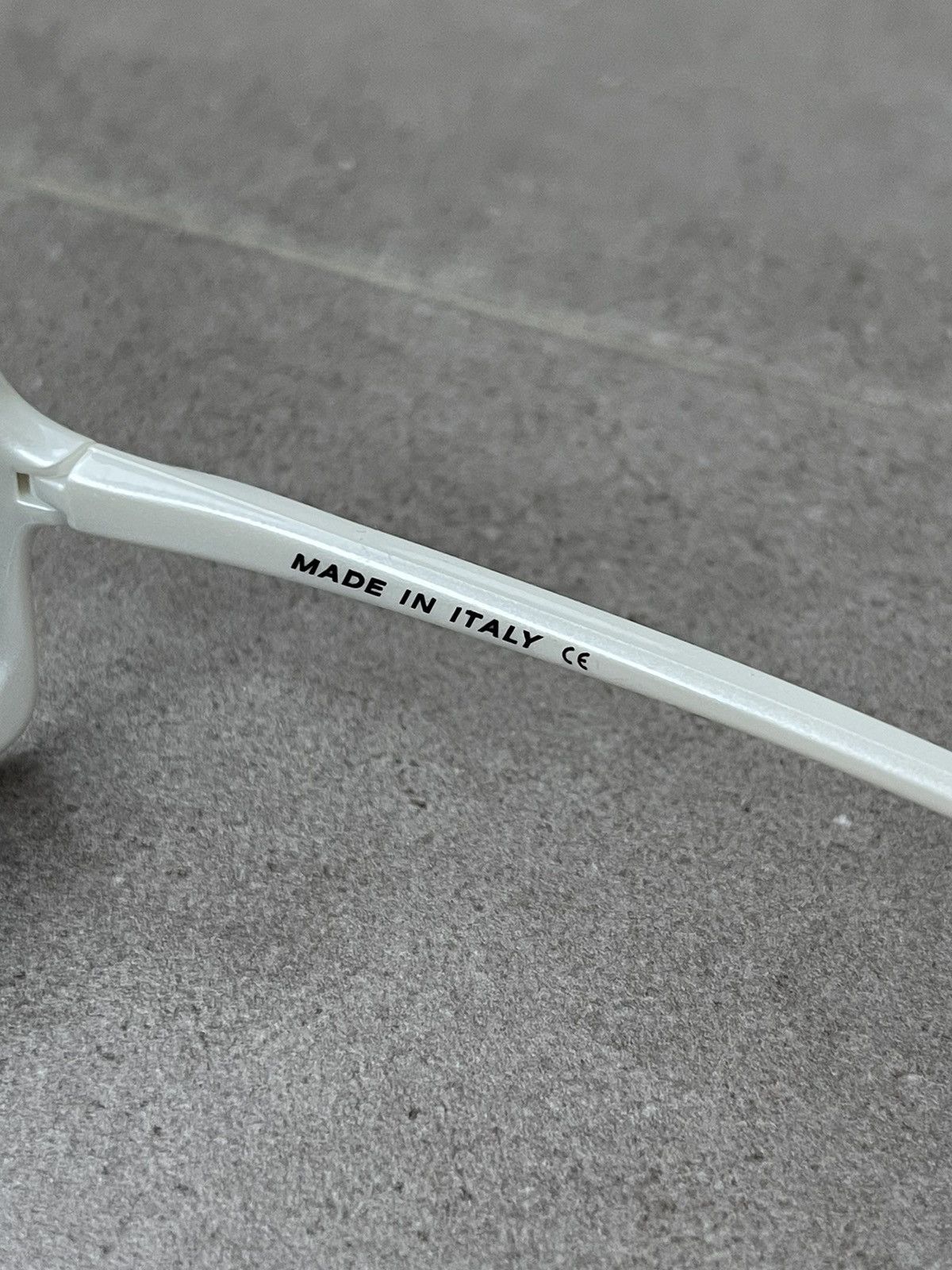 Oakley Oakley OO9203-04 "Hall Pass" White Sunglasses Size ONE SIZE - 10 Thumbnail