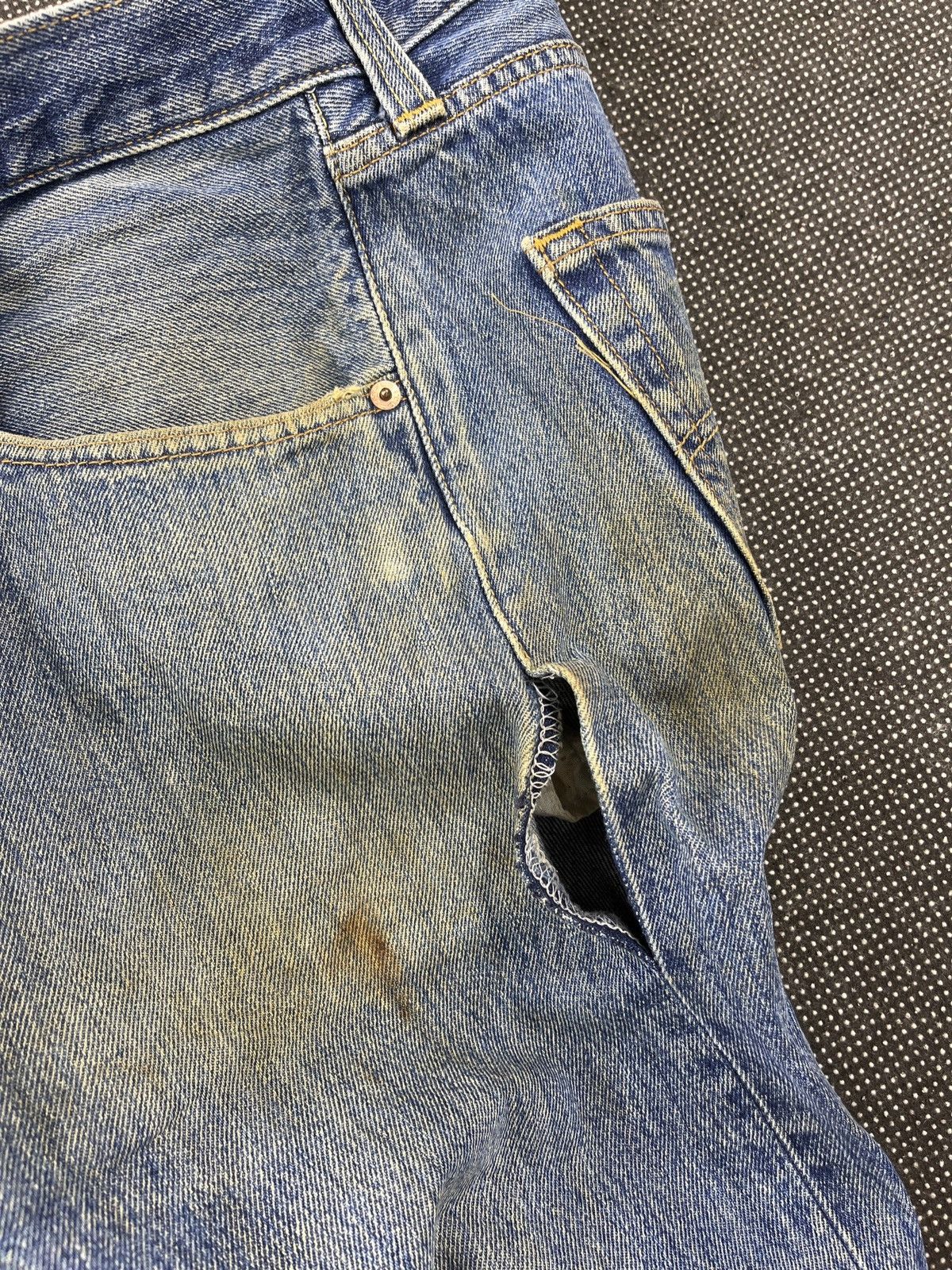 Levi's Vintage Levis 501 Jeans Painted Denim - J683 Size US 40 / EU 56 - 8 Thumbnail
