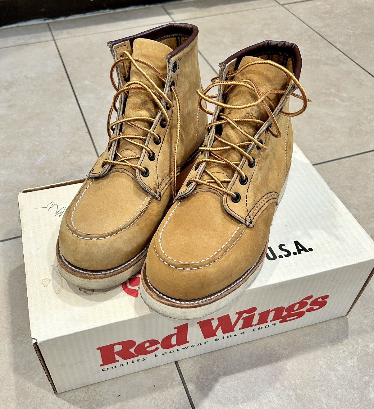 Red Wing Red Wing 2878 Moc Toe Yellow Nubuck Leather 7EE (Vintage ...