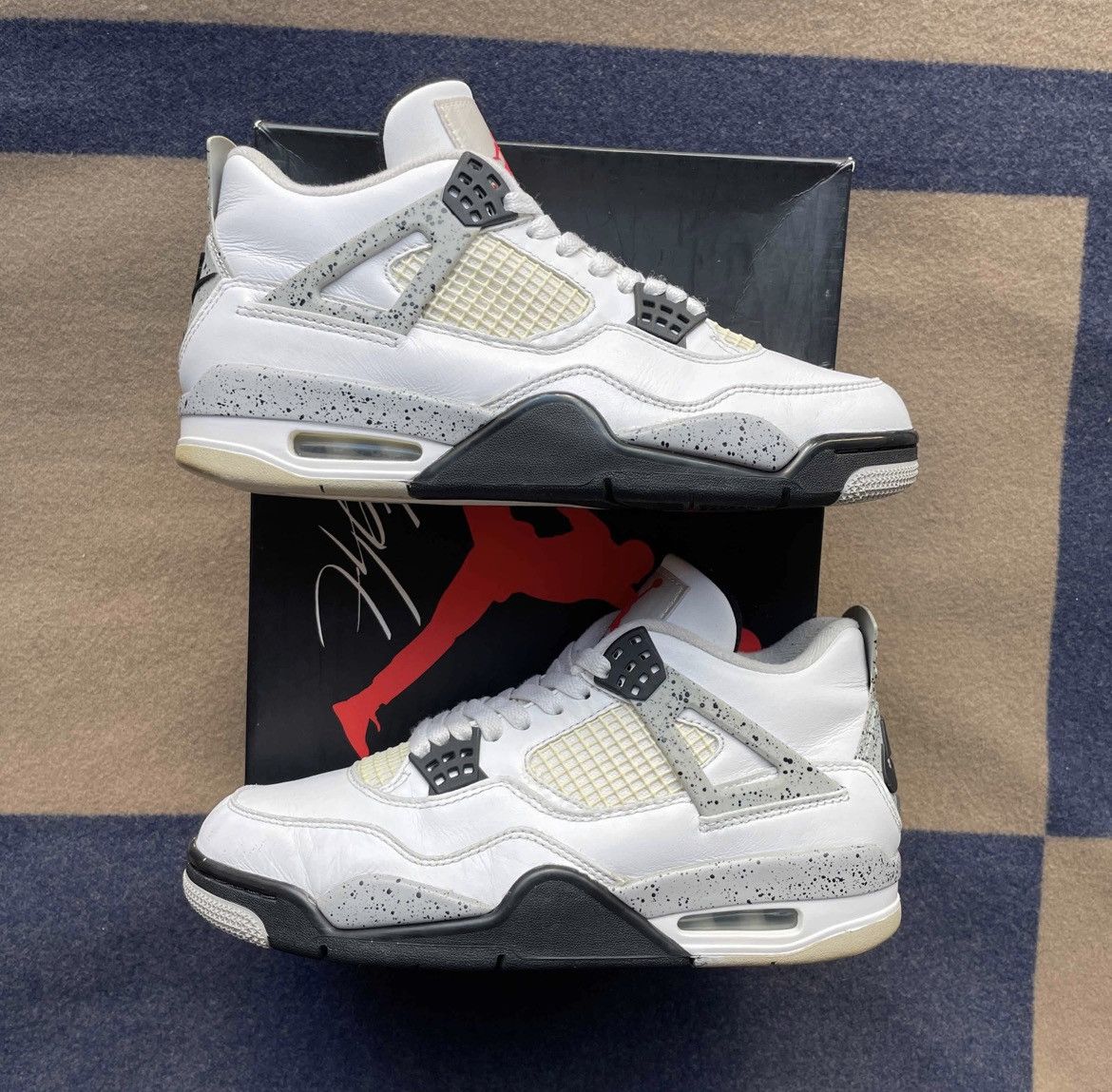 size 8 nike air jordan iv shoes