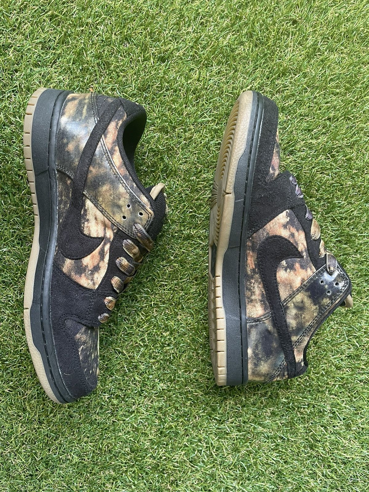 Nike Nike SB Dunk Low Premium Pushead 2 2012 Size 9 Size US 9 / EU 42 - 2 Thumbnail