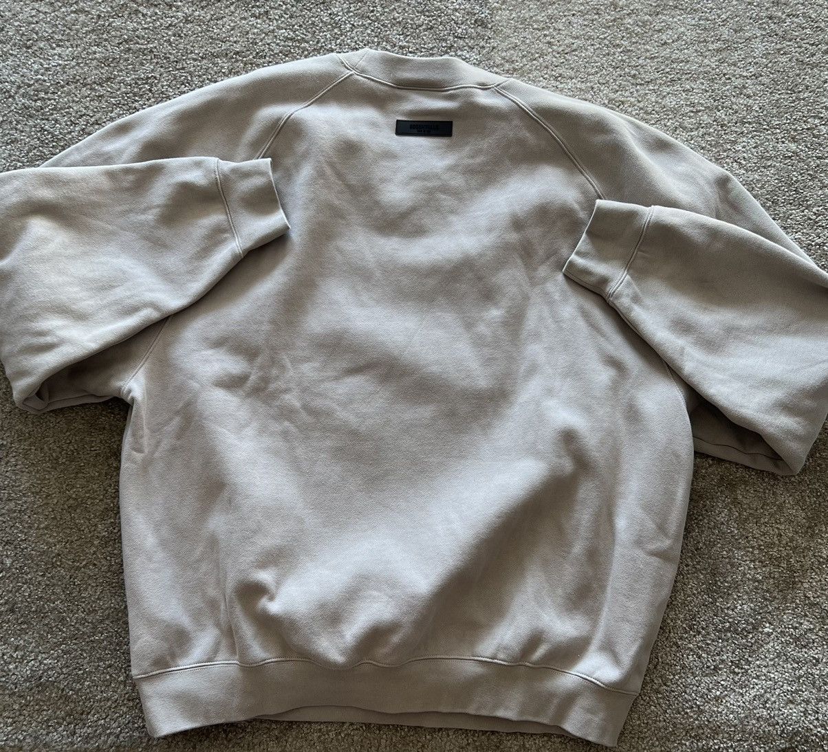 Essentials × Fear of God Fear of God Essentials Tan Logo Crewneck Sweatshirt Size XXL Size US XXL / EU 58 / 5 - 4 Thumbnail
