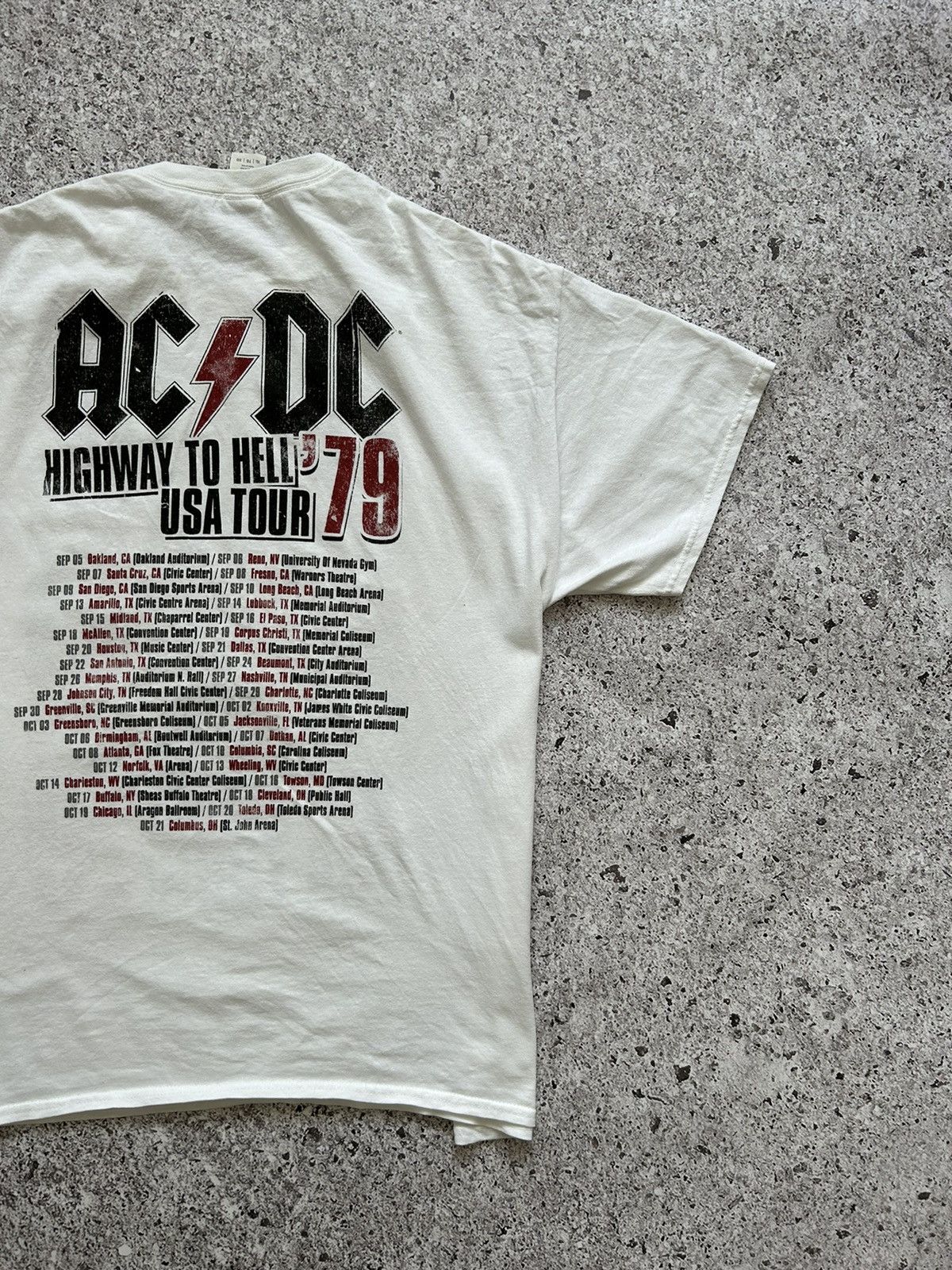 Band Tees × Vintage Vintage AC/DC Highway To Hell USA Tour 1979 T-Shirt 2019 Size US XXL / EU 58 / 5 - 6 Thumbnail