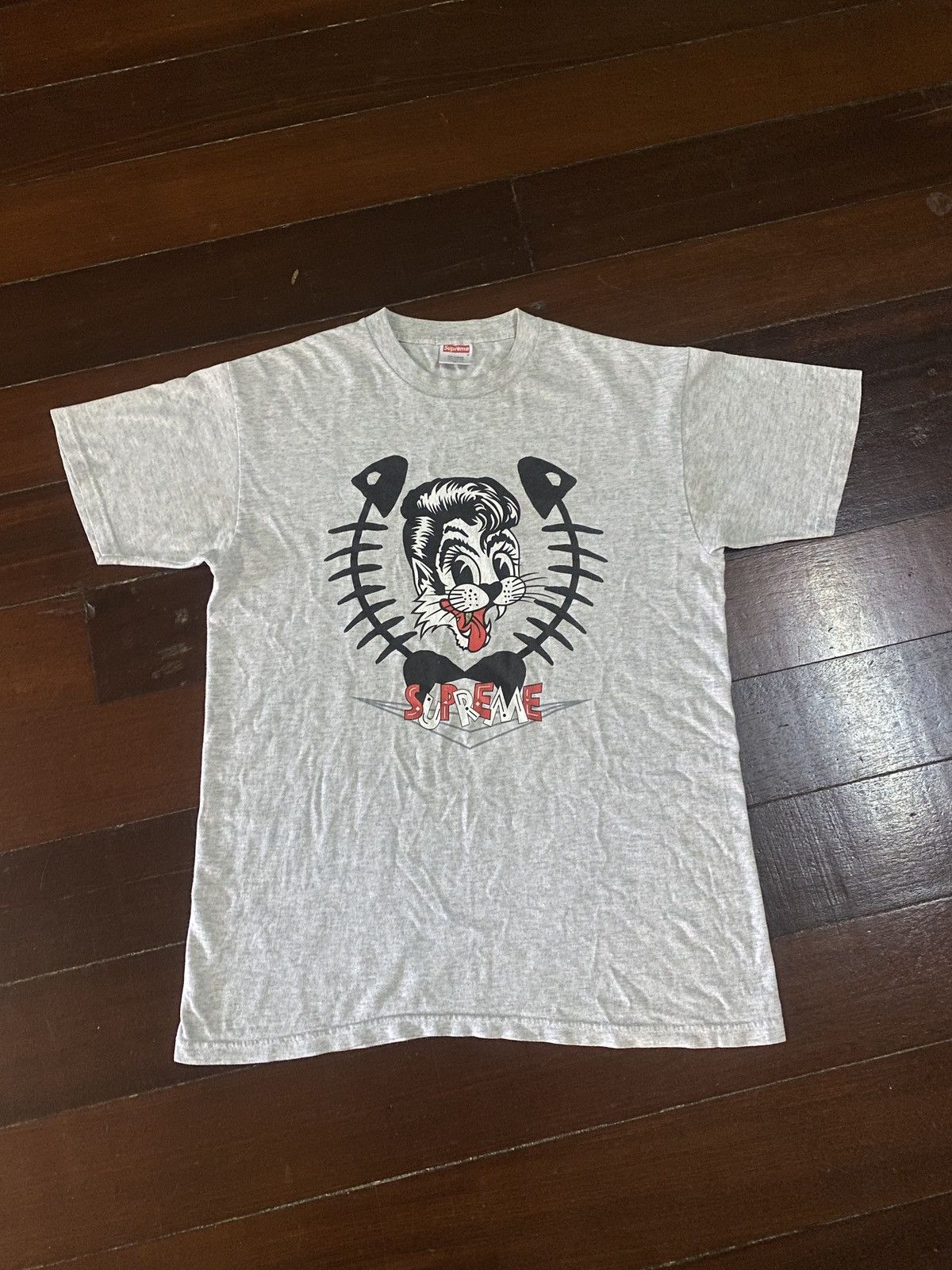 Hypebeast FIRE 🔥 VINTAGE SUPREME STRAY CAT SS 03 Size US M / EU 48-50 / 2 - 1 Thumbnail