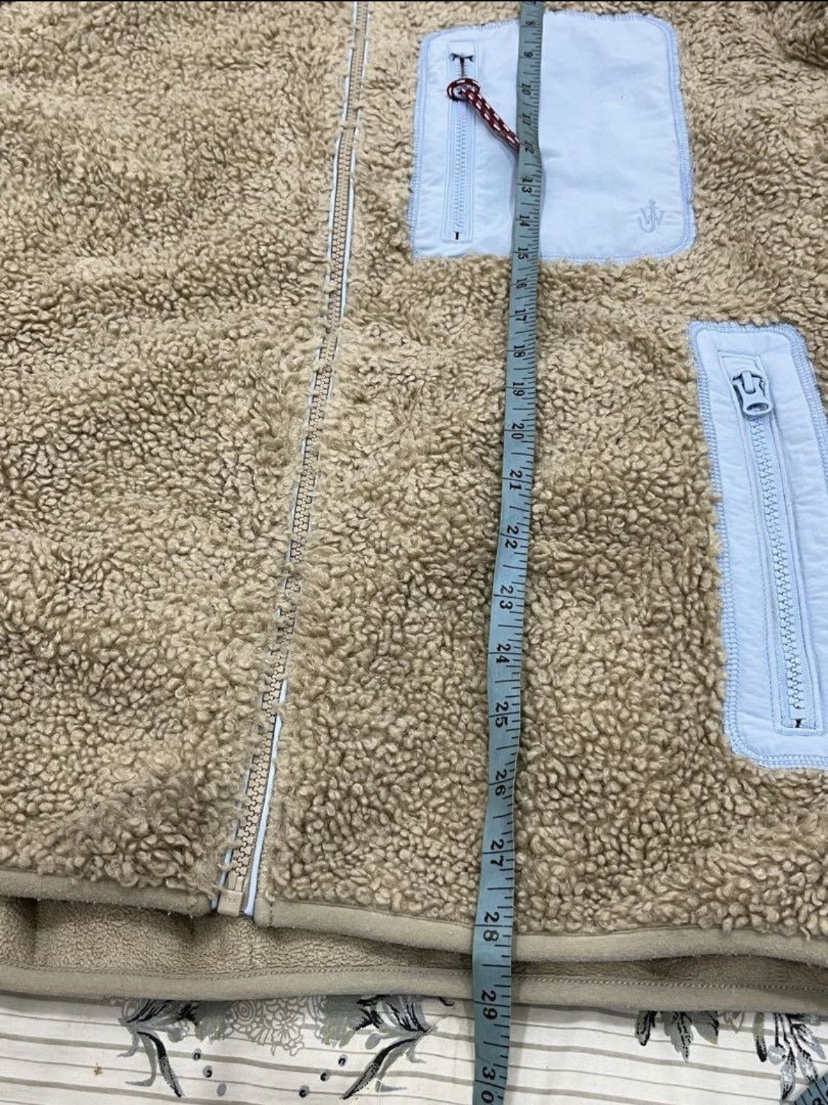 JW Anderson × Uniqlo (Q). JW ANDERSON X UNIQLO DEEP PILE JACKET Size US M / EU 48-50 / 2 - 10 Thumbnail