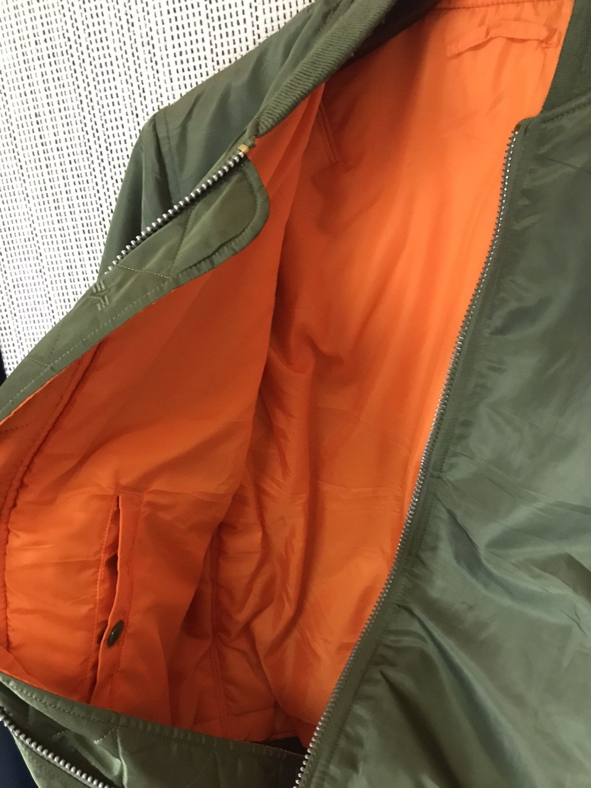 Alpha Industries ‼️ALPHA INDUSTRIES BOMBER REVERSIBLE JACKET‼️ Size US M / EU 48-50 / 2 - 12 Thumbnail
