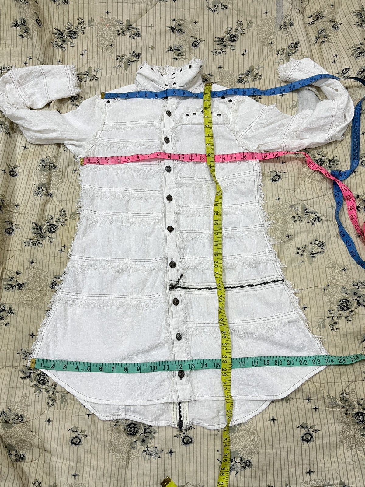 (Ssss). ALGON QUINS PUNK BLOUSE