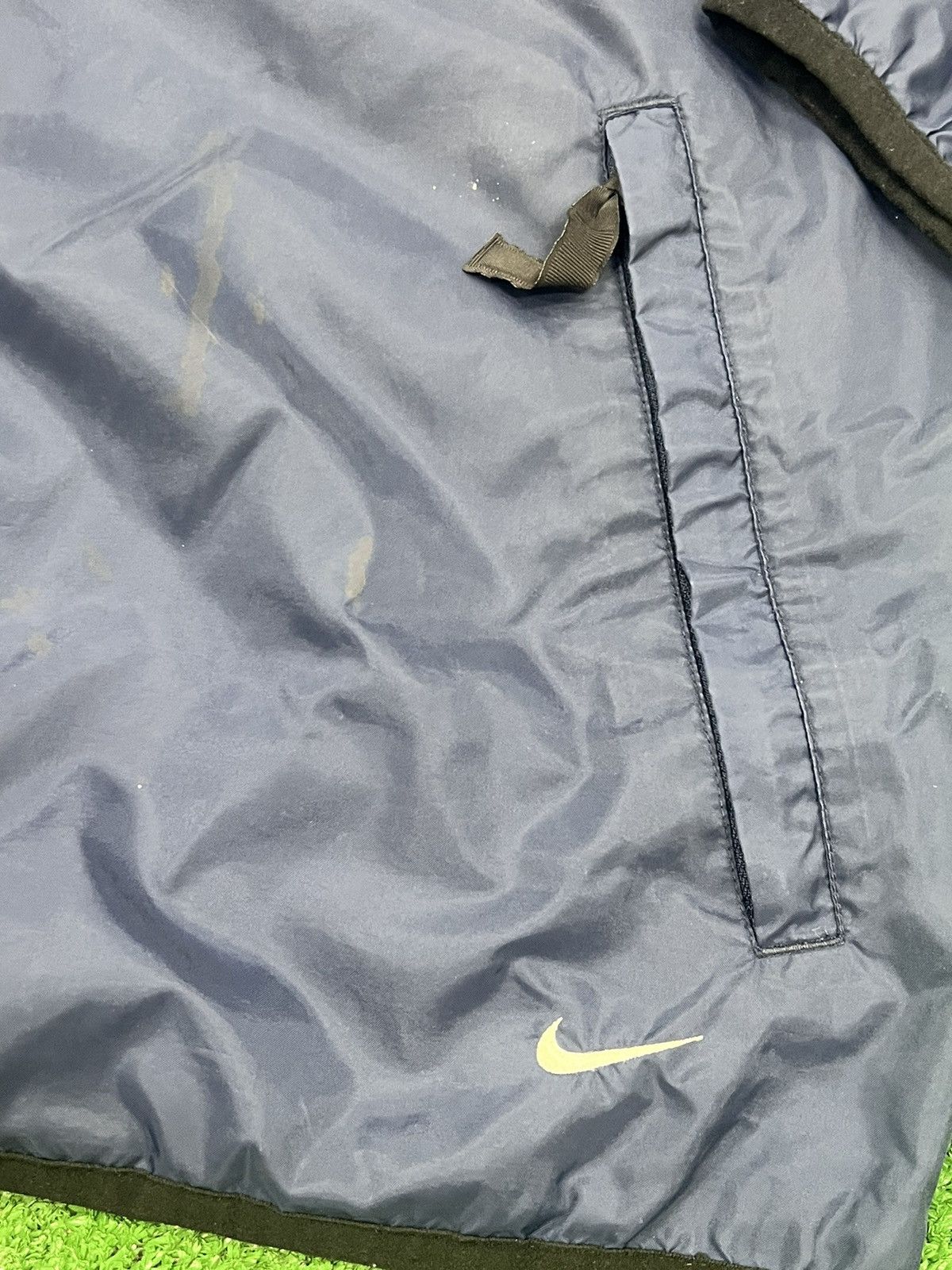 Nike Vintage Y2k Nike Silver Tag Swoosh Lightweight Jacket Size US L / EU 52-54 / 3 - 2 Thumbnail