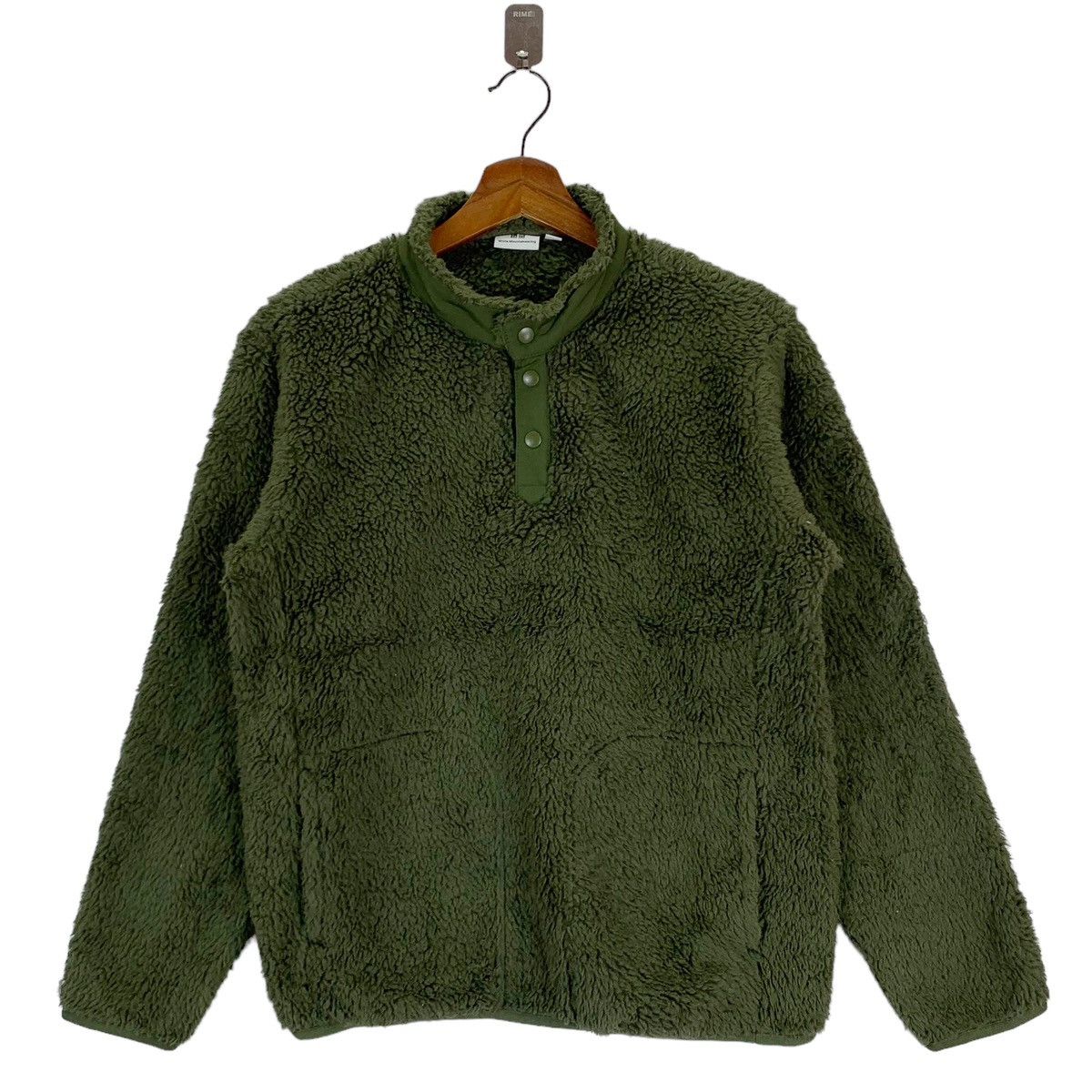 image of Uniqlo x White Mountaineering White Mountaineering Sherpa Fleece Sweater in Green (Size XS)