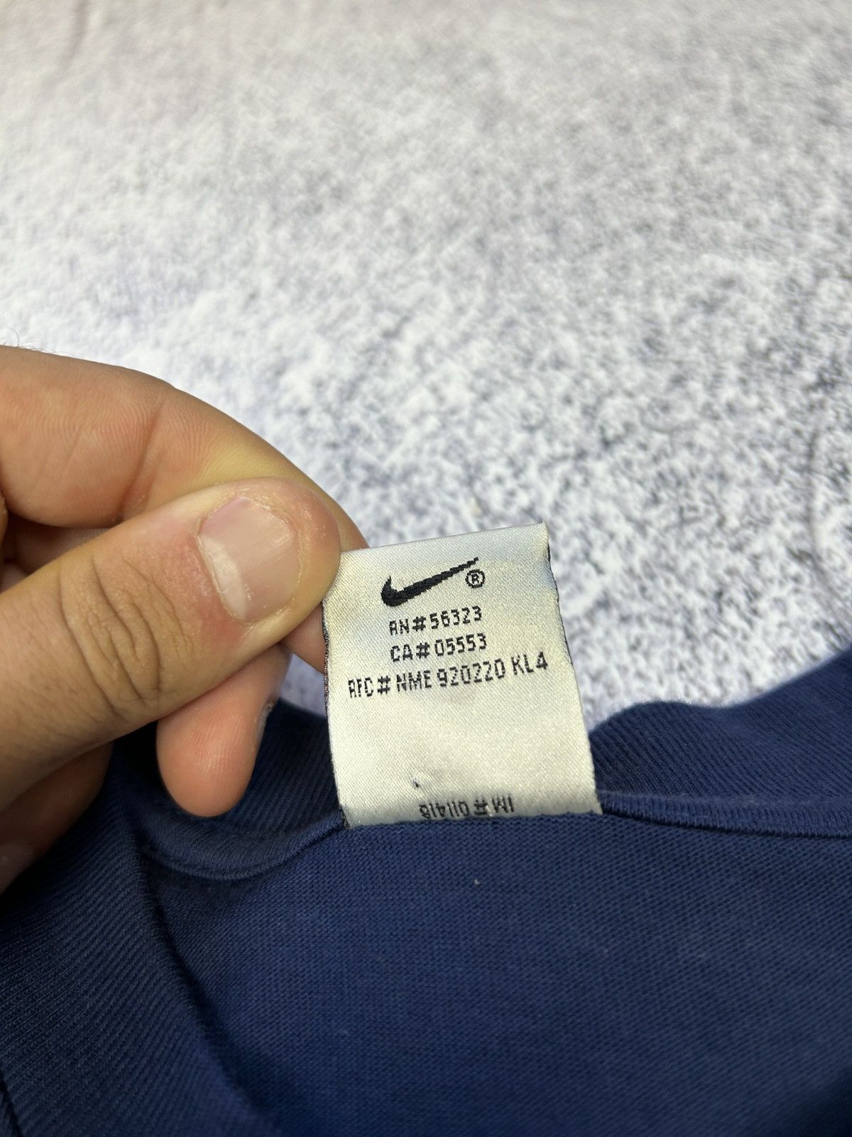 Nike Mens Vintage Nike Big Logo T Shirt rare y2k streetwear tee Size US M / EU 48-50 / 2 - 5 Thumbnail
