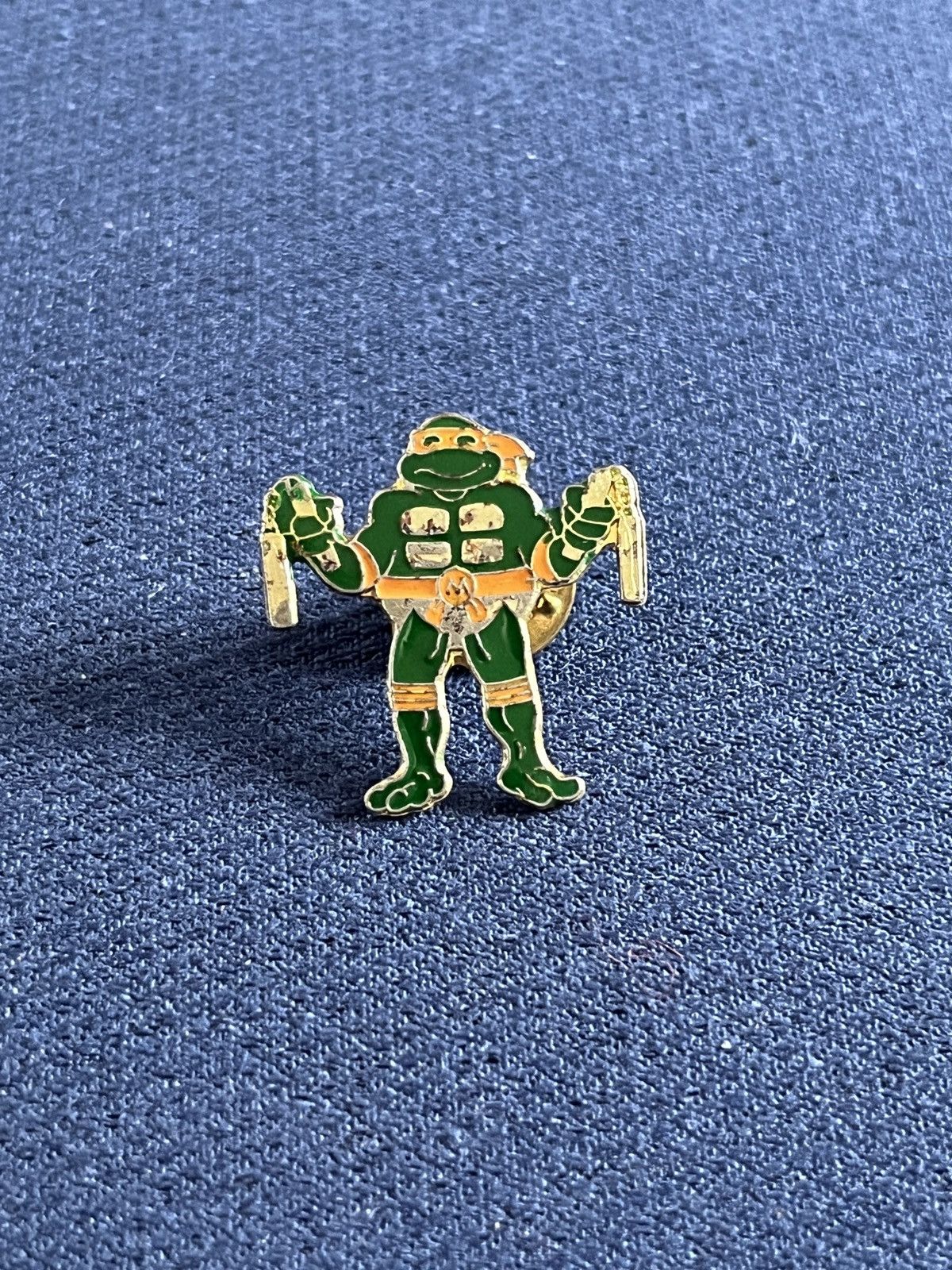 Vintage Teenage Mutant Ninja vintage pin : Michelangelo Size ONE SIZE - 1 Thumbnail