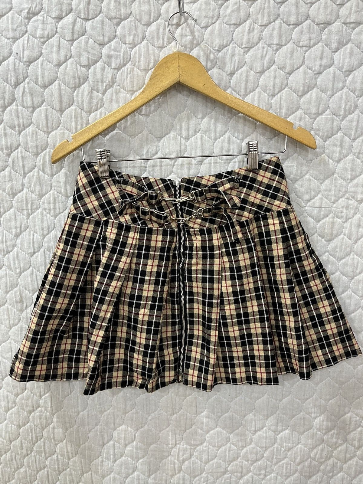 Hypebeast (Uuuu) 🔥💣 ARCHIVE RASBORA TARTAN SKIRTS Size 27" / US 4 / IT 40 - 7 Thumbnail