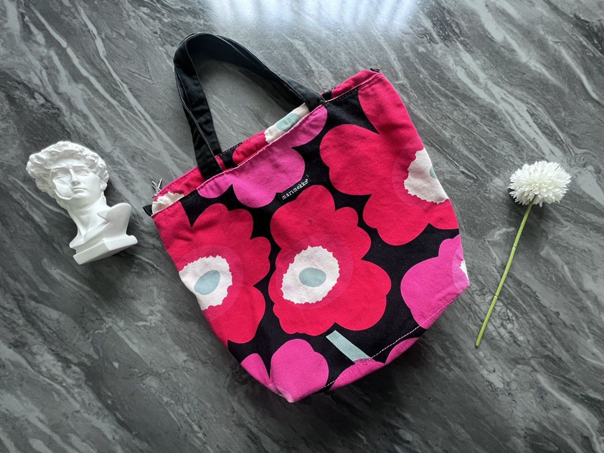 Marimekko : Flower Hand Bag Red Pink