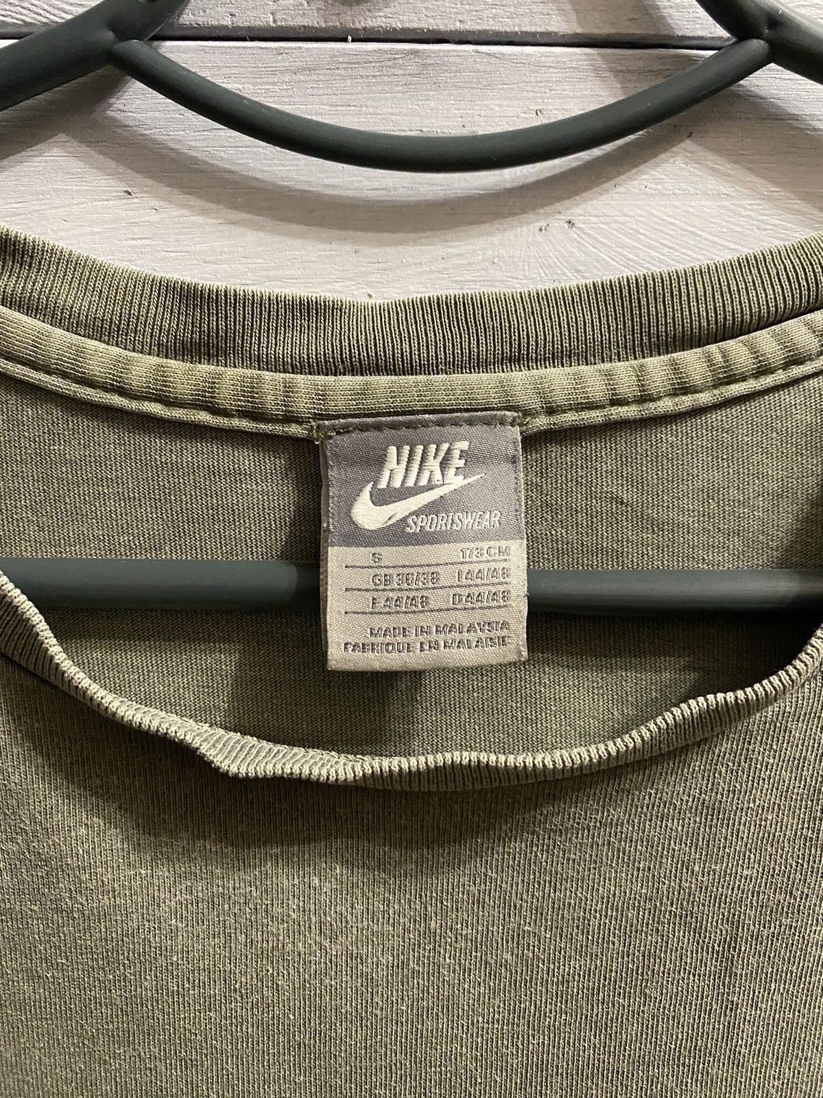 Nike Rare Vintage T-Shirt Nike y2k Avant-Garde style. Big logo. Size US S / EU 44-46 / 1 - 8 Thumbnail
