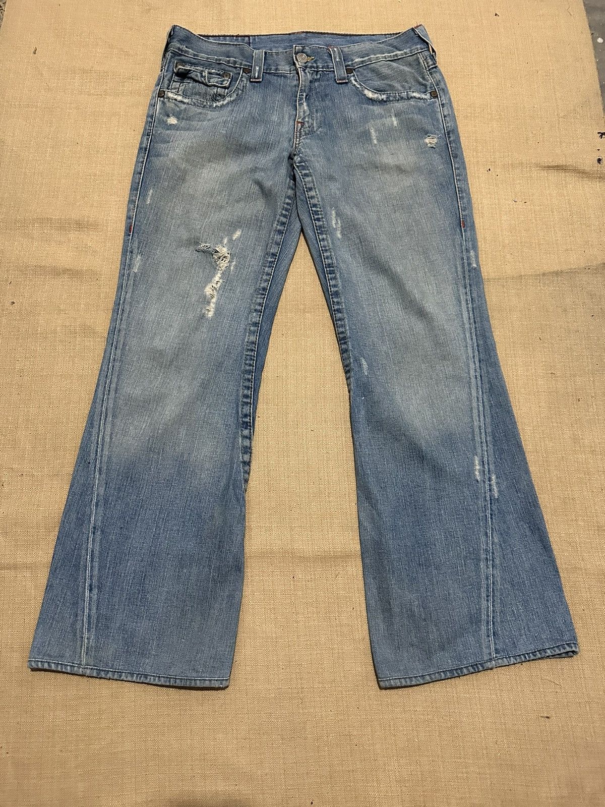 True Religion True Religion Joey Distressed Flared Jeans Size US 33 - 10 Thumbnail