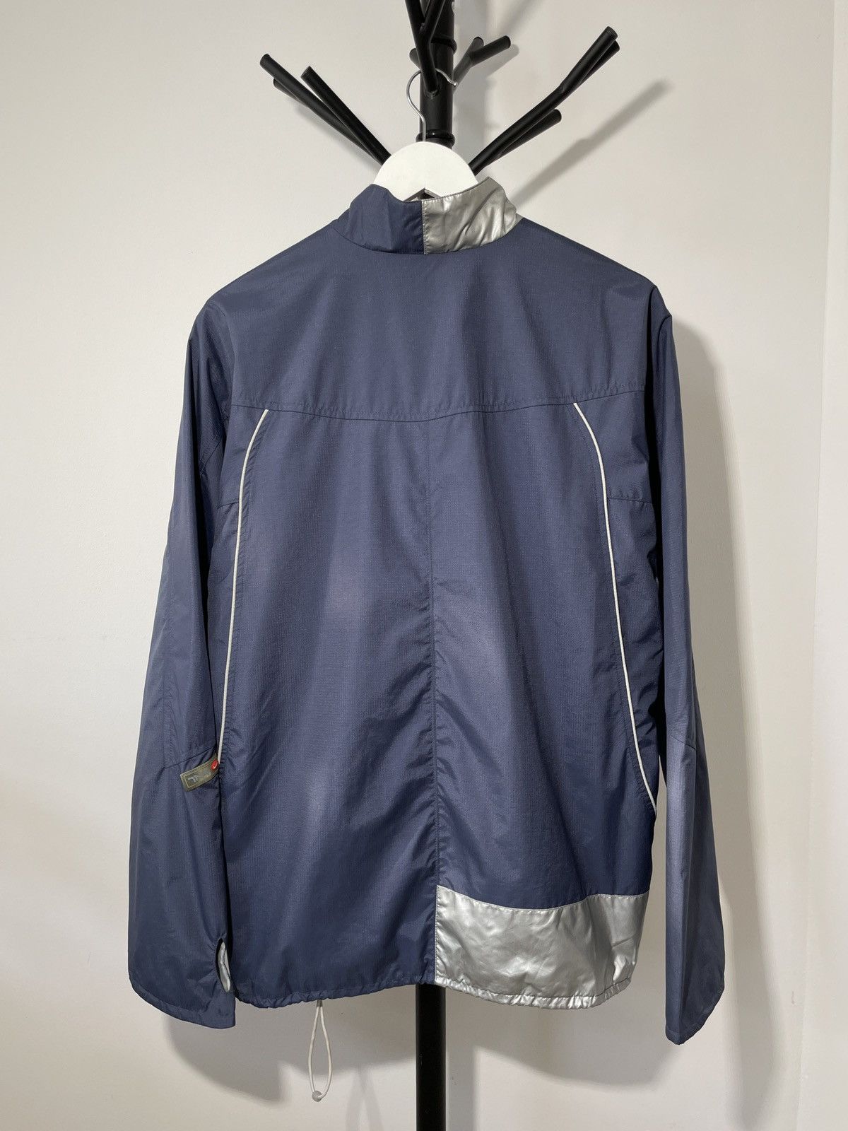 Nike × Vintage Vintage 90s Nike TN+ Center Swoosh Chrome Jacket Size US M / EU 48-50 / 2 - 15 Thumbnail