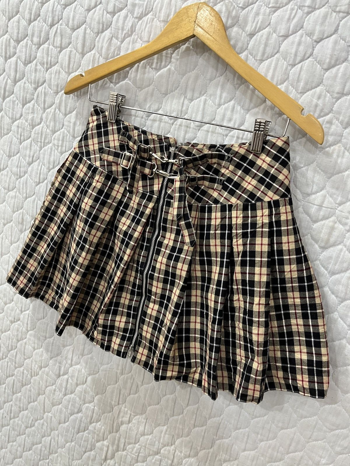 Hypebeast (Uuuu) 🔥💣 ARCHIVE RASBORA TARTAN SKIRTS Size 27" / US 4 / IT 40 - 2 Thumbnail