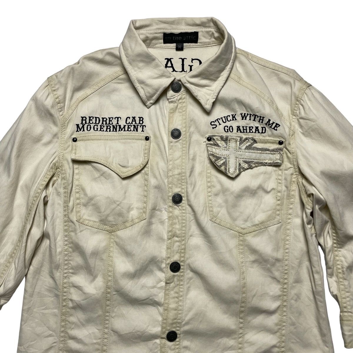 Le Grande Bleu (L.G.B.) 🇯🇵 IN THE ATTIC EMBROIDERED WORDING BUTTON UP SHIRT Size US M / EU 48-50 / 2 - 3 Thumbnail