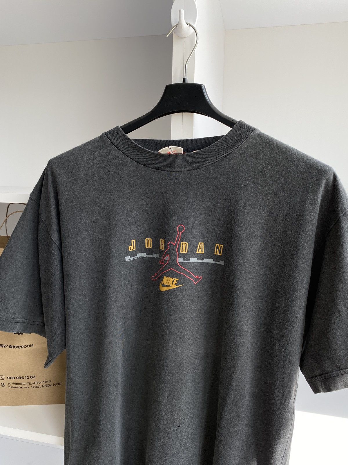 Nike × Vintage Nike AIR Jordan Vintage 90S t shirt basketball Size US L / EU 52-54 / 3 - 3 Thumbnail