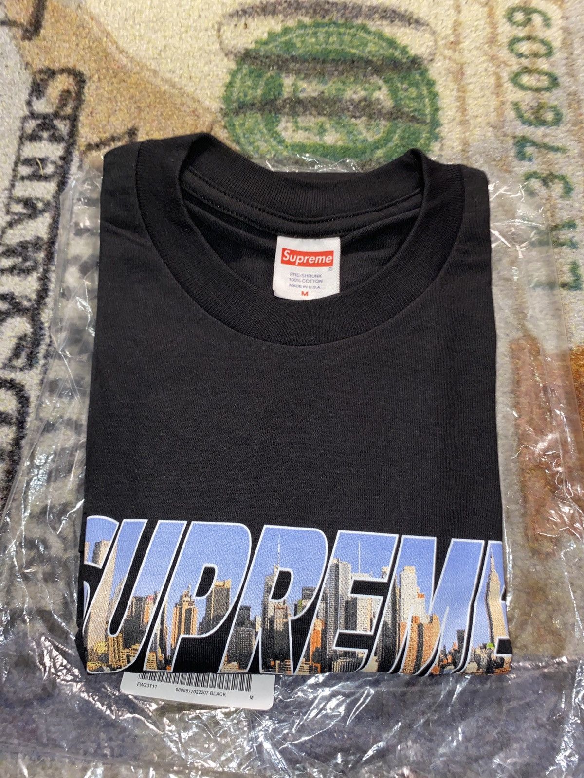 Supreme Supreme Gotham Tee Black | Grailed