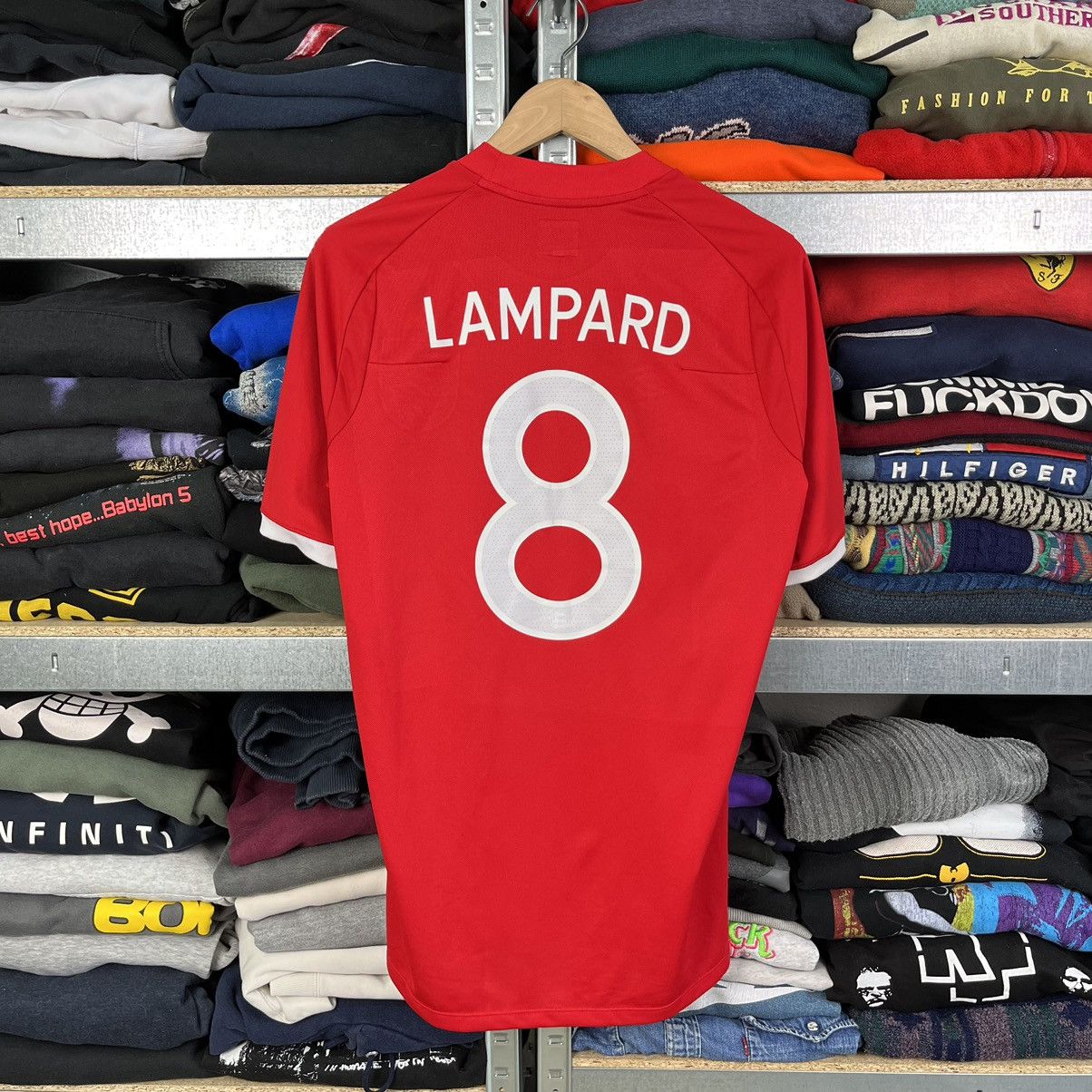 Umbro 2010 UMBRO ENGLAND AWAY WORLD CUP #8 LAMPARD SOCCER JERSEY Size US L / EU 52-54 / 3 - 2 Thumbnail