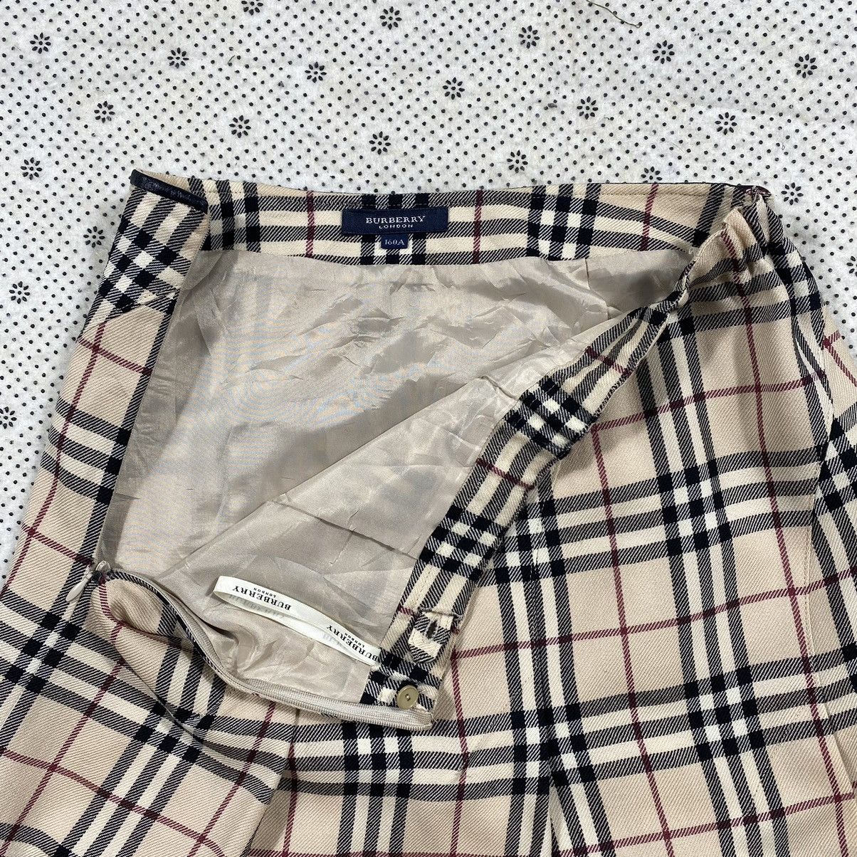 Burberry Nova Check Skirt By Burberry Size 24" / US 00 / IT 34 - 4 Thumbnail