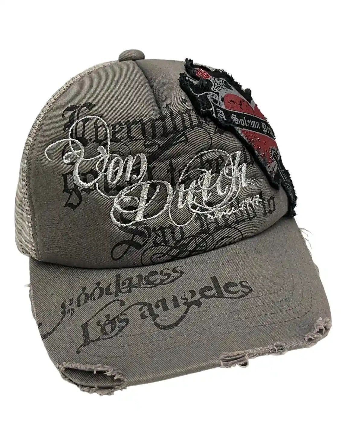 Von Dutch Von Dutch Distressed LA Script Heart Patch Trucker Hat Y2K Size ONE SIZE - 8 Thumbnail