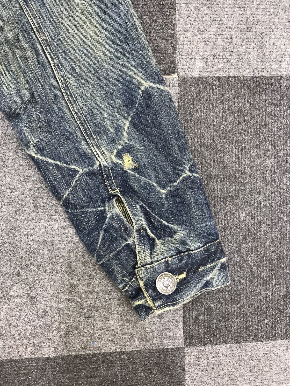 Japanese Brand POINT LOMA Japan Distressed Slim Fit Denim Jacket Size US S / EU 44-46 / 1 - 20 Thumbnail