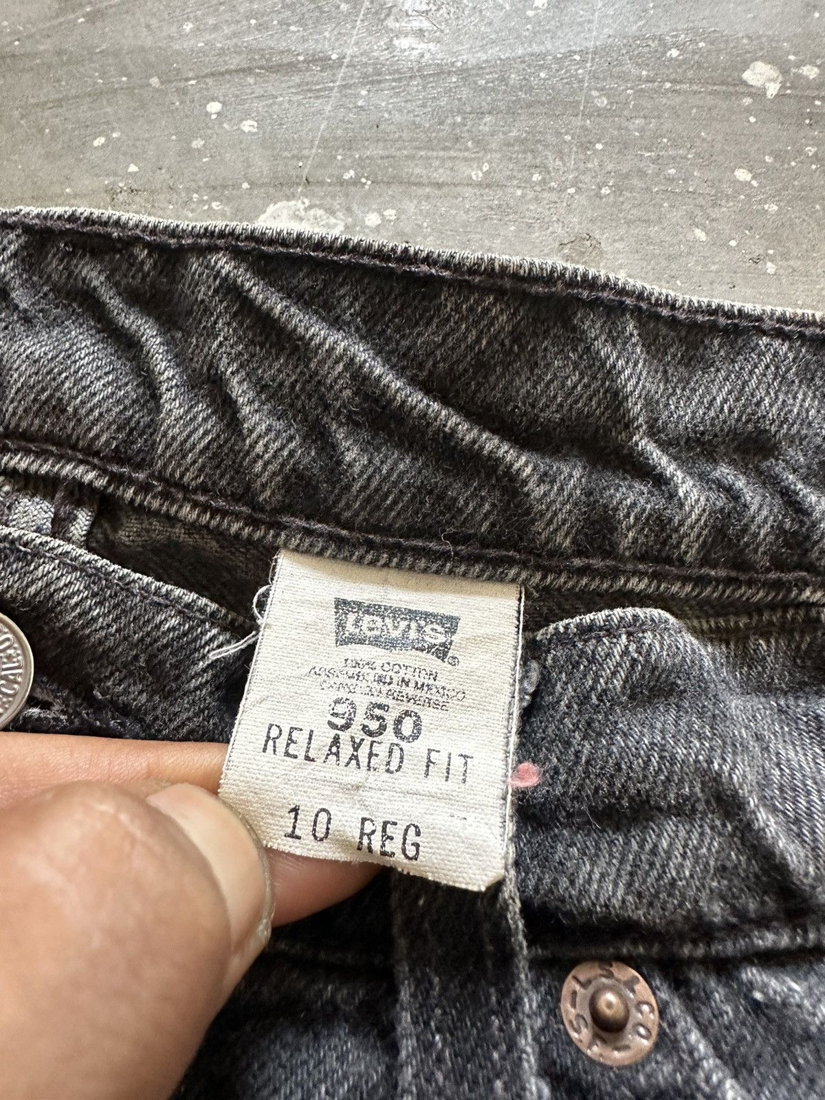 Levi's × Vintage Levi’s Mini Skirt Y2k Style Size 30" / US 8 / IT 44 - 6 Thumbnail