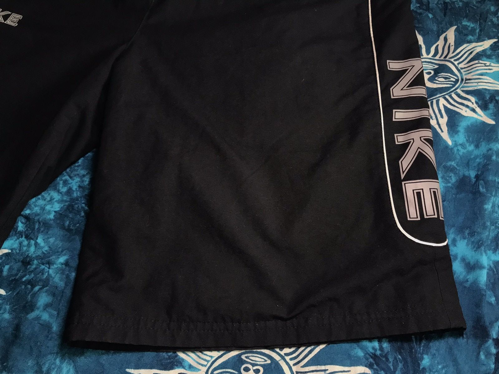 Nike Vintage Nike Shorts Swoosh Big Logo Y2K Drill 90s Size XL Size US 34 / EU 50 - 6 Thumbnail