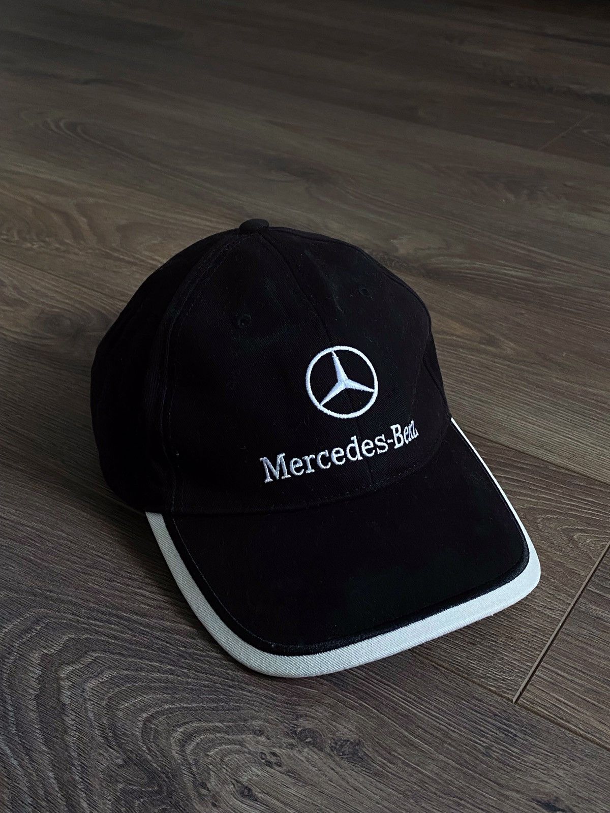 Vintage Vintage y2k hype streetwear Mercedes Benz Racing cap Size ONE SIZE - 1 Thumbnail