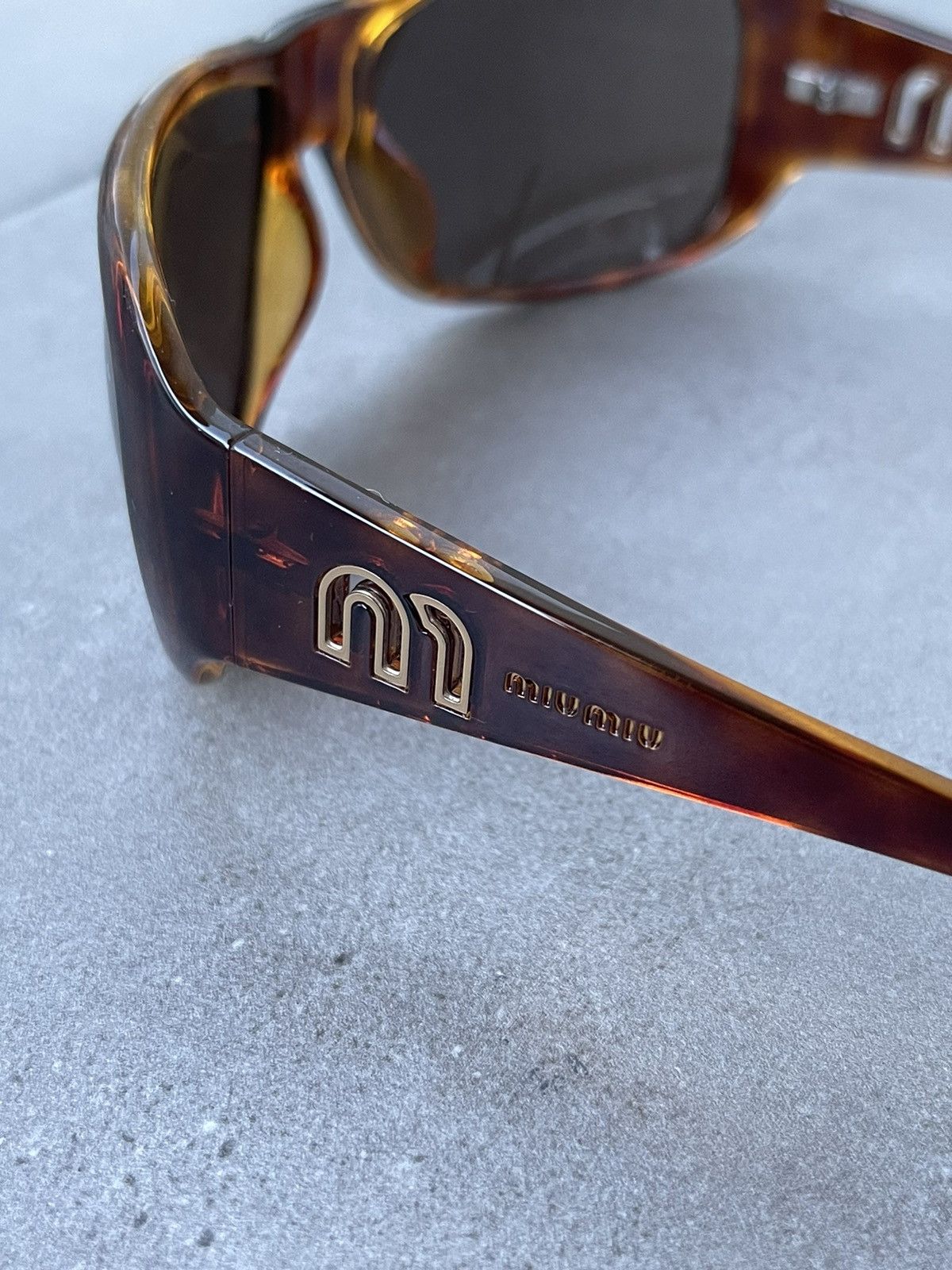 Miu Miu !DS! Miu Miu SMU08H 2AU-8C1 Tiger Camo Shield Sunglasses Size ONE SIZE - 7 Thumbnail