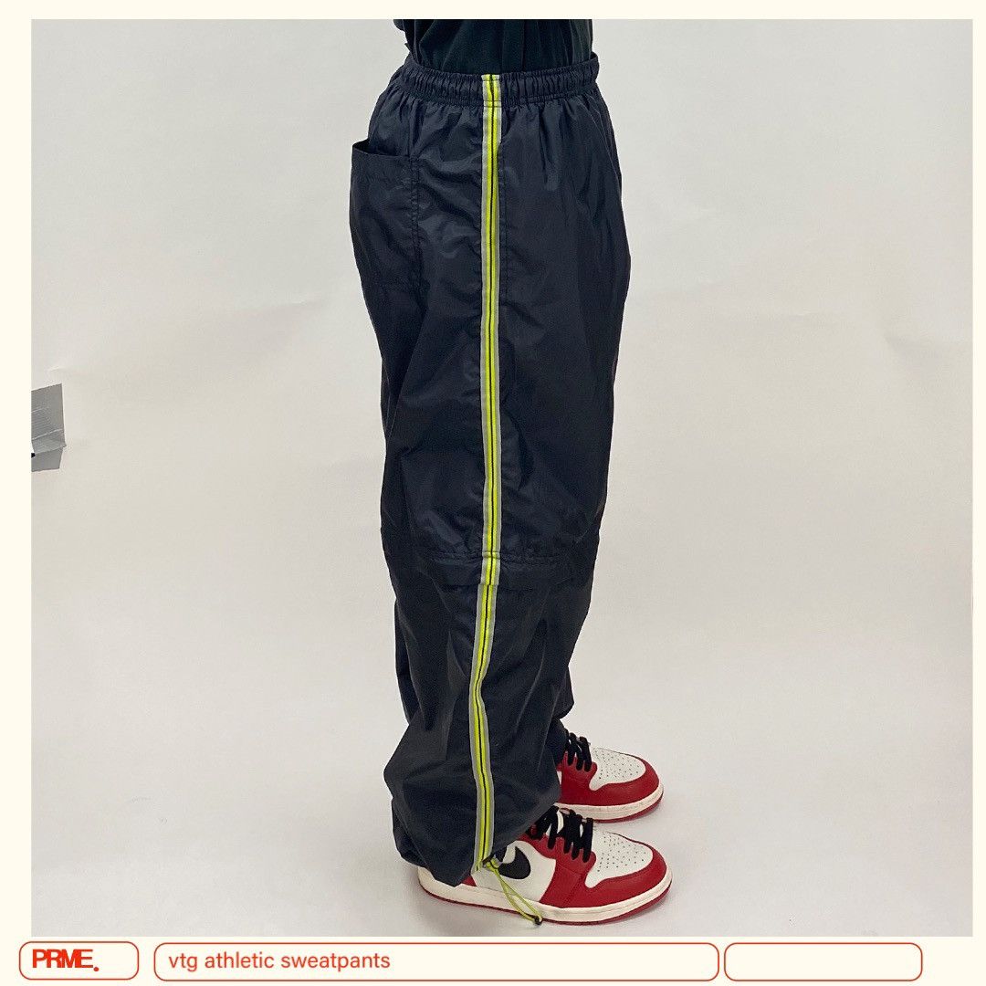 Vintage vintage Y2K ATHLETIC WORKS Baggy sweatpants shorts combo Size US 32 / EU 48 - 1 Thumbnail