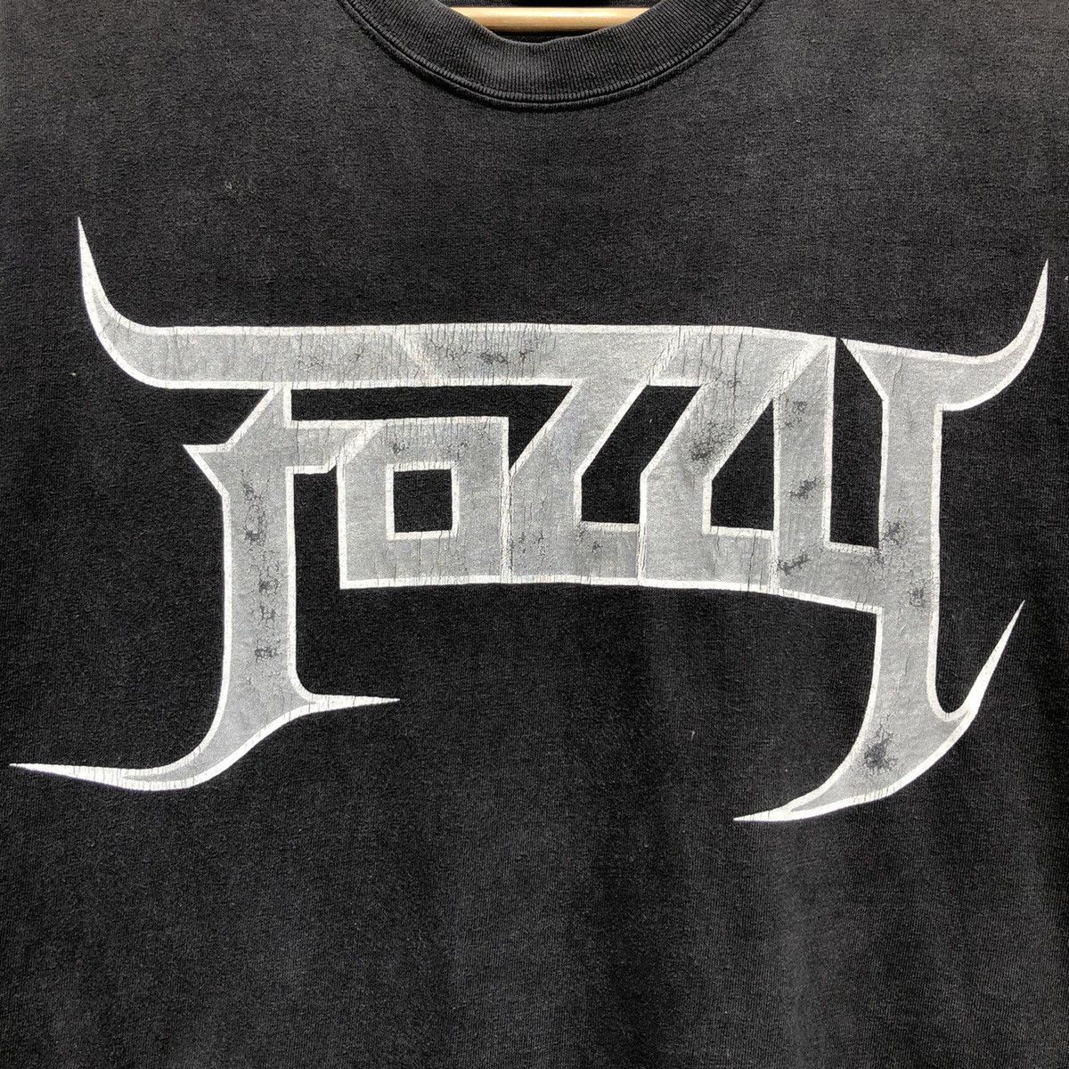 Vintage y2k Sunfaded Fozzy Judas Heavy Metal Tshirt