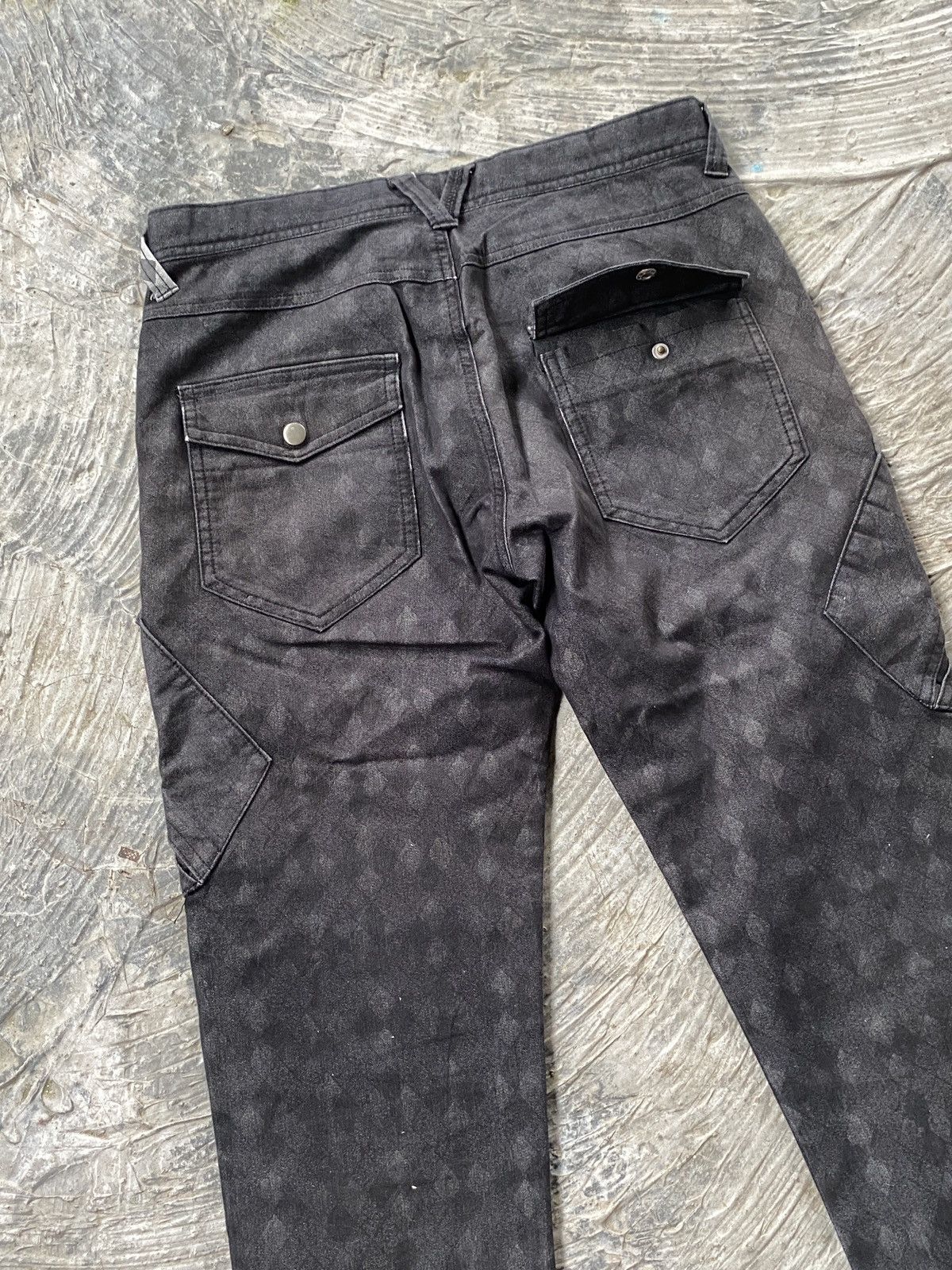 Japanese Brand 🔥SALE🔥Japanese Semantic Design Checks Multipocket Cargo pant Size US 30 / EU 46 - 11 Thumbnail