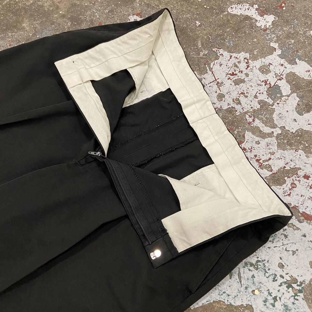 Vintage Vintage 1990s Black Pleated Shorts Size US 35 - 5 Thumbnail