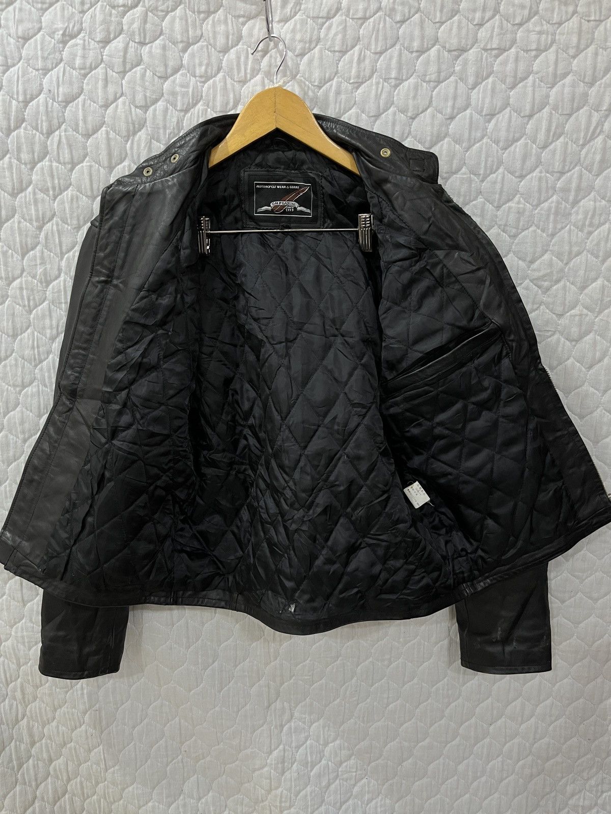 Genuine Leather (Uuuu). VINTAGE LEATHER RIDER JACKET Size US S / EU 44-46 / 1 - 7 Thumbnail