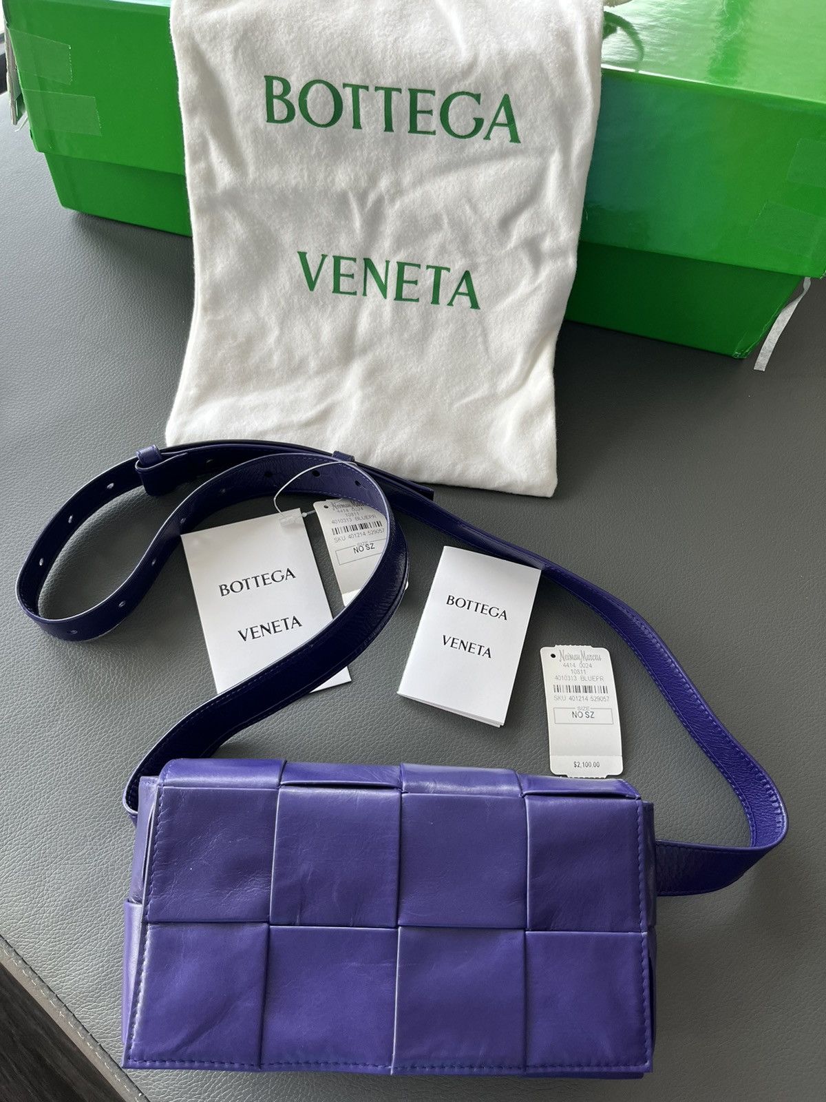 Bottega Veneta Super Runway Brand New $2,300 Value Cassette Crossbody Bag Size ONE SIZE - 21 Thumbnail