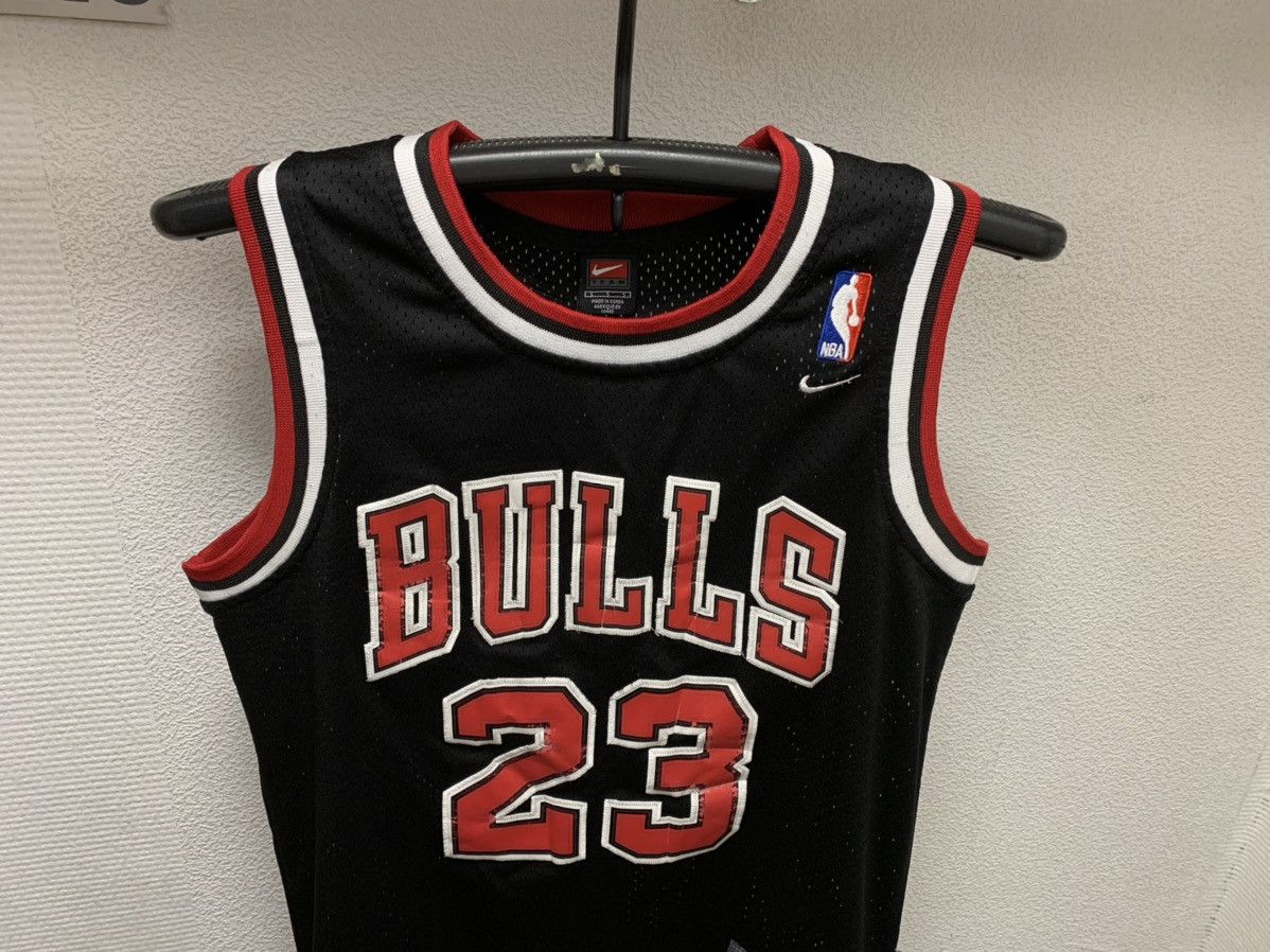 NBA Nike Chicago Bulls 23 Nba jersey Jordan 23 rodman Size US S / EU 44-46 / 1 - 3 Thumbnail