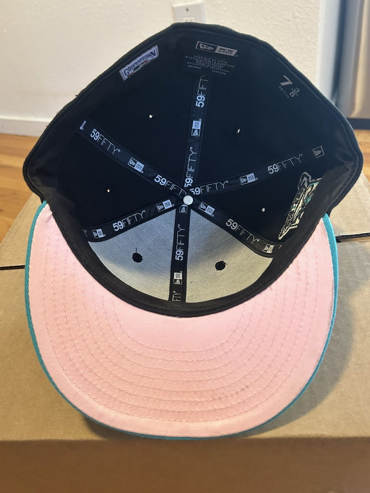 Hat Club Hat Club Florida Marlins Fitted pink brim Size ONE SIZE - 4 Thumbnail