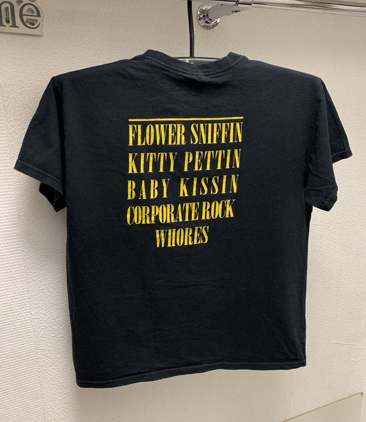 Band Tees Nirvana 1992 vintage black rock t-shirt M sz Kurt Cobain Size US M / EU 48-50 / 2 - 2 Thumbnail