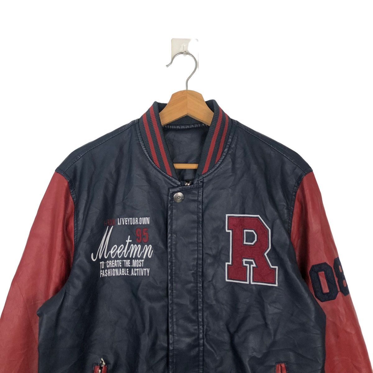 Japanese Brand VINTAGE SOFT LEATHER VARSITY JACKET EMBROIDERED BIG LOGO Size US L / EU 52-54 / 3 - 2 Thumbnail