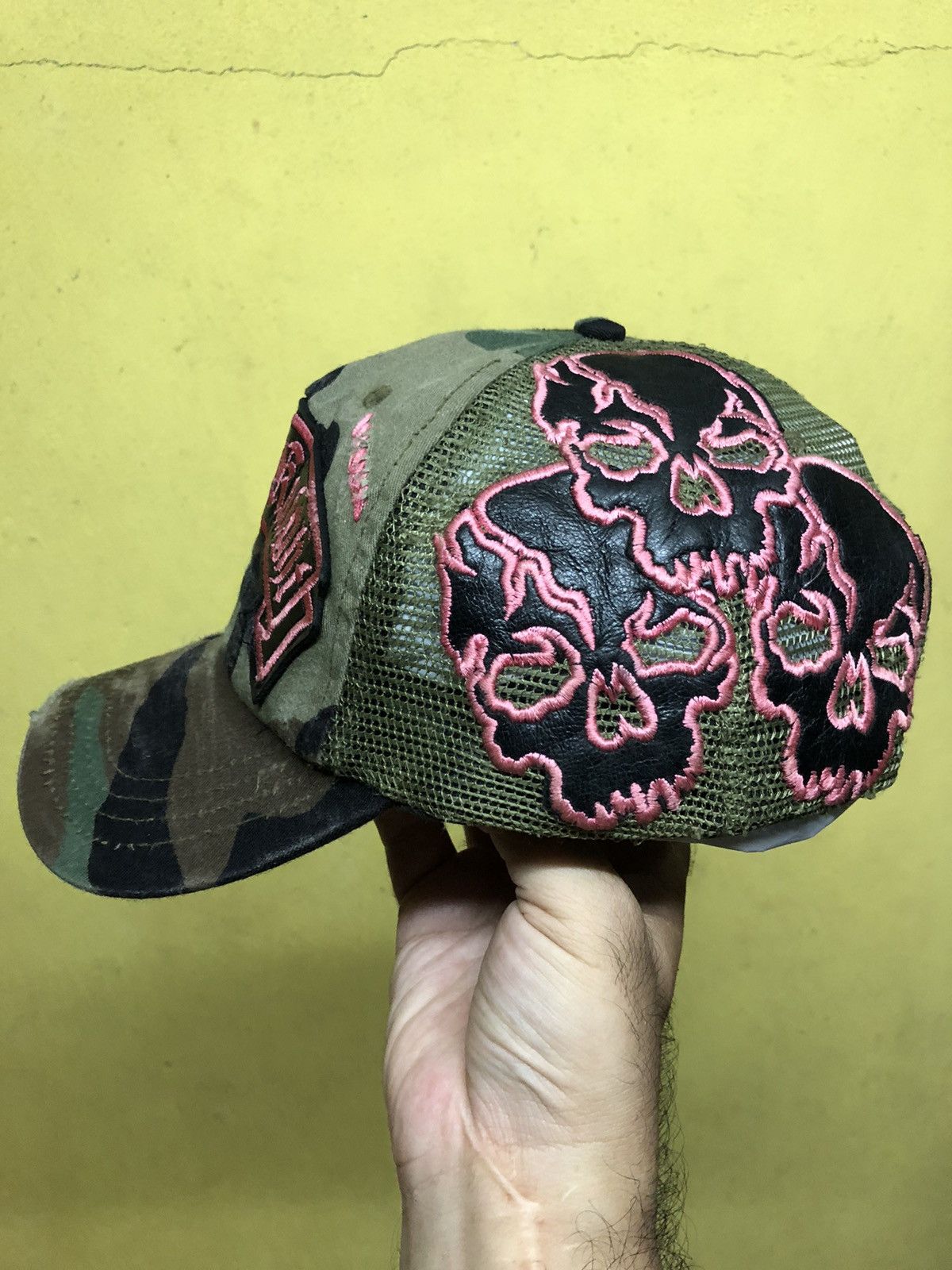 Skulls VINTAGE JADED BY KNIGHT BY AMIRI SKULLS CAMO MESH CAP | Grailed