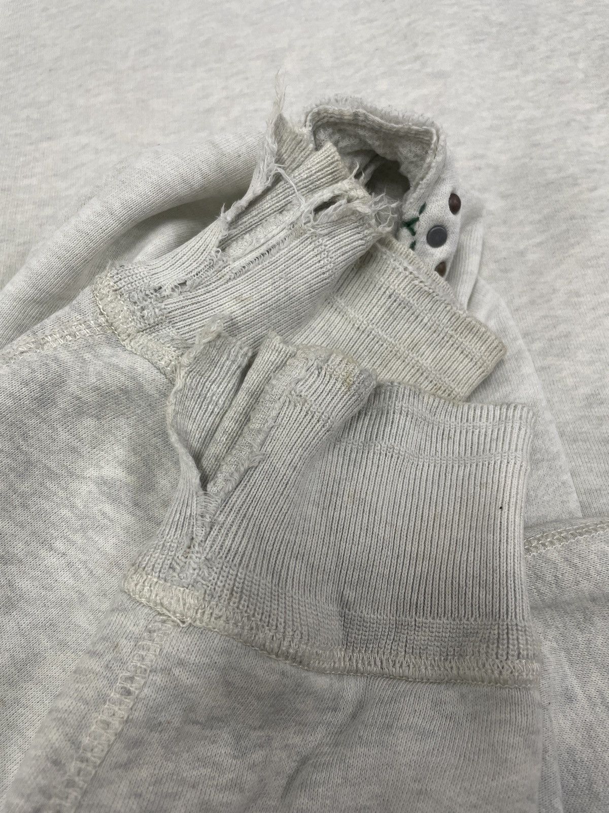Polo Ralph Lauren Vintage RL Hoodie Embroidery Logo Talon Distress Hoodie Size US S / EU 44-46 / 1 - 11 Thumbnail