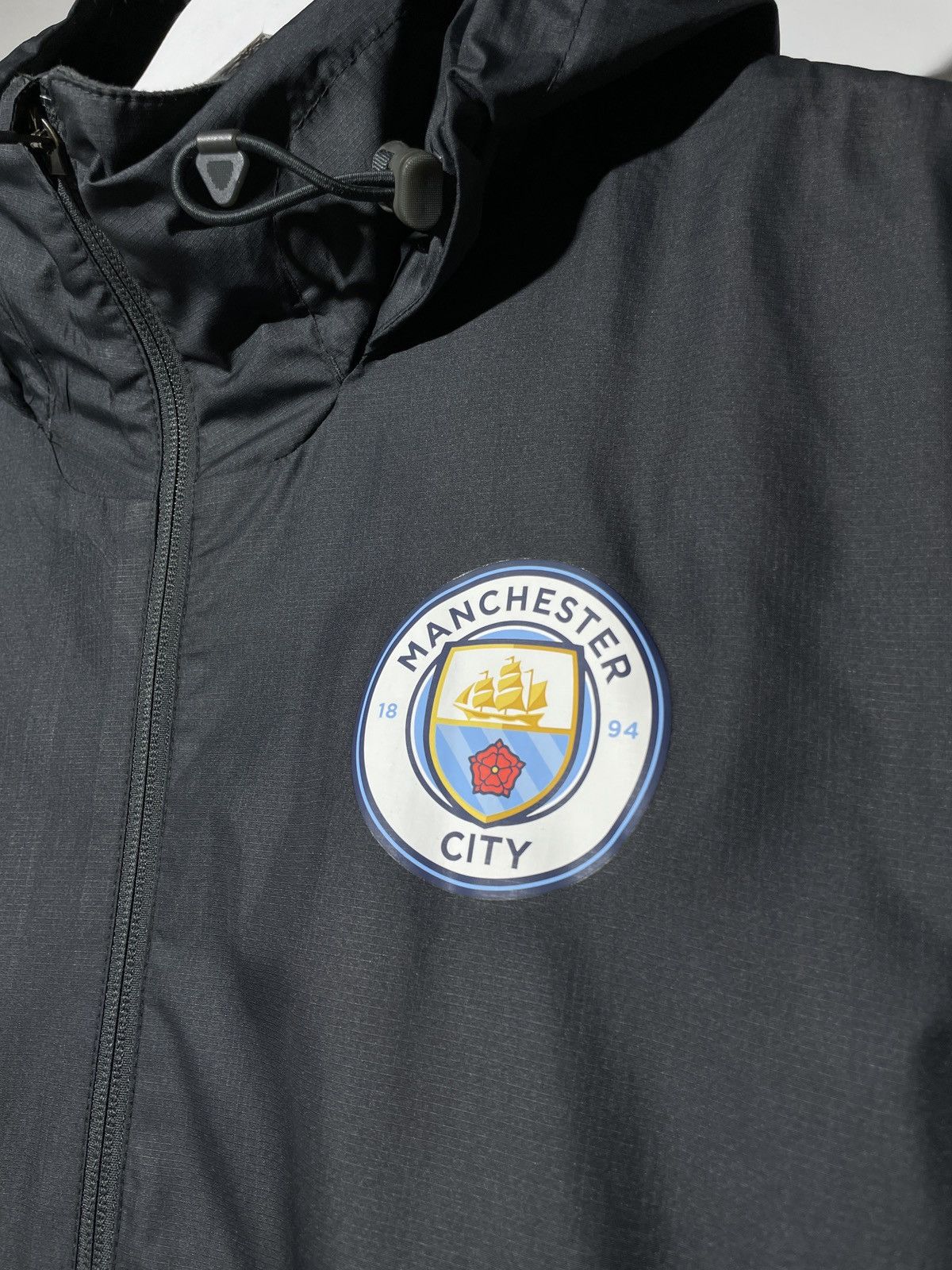 Nike 2016 2017 | Manchester City Nike Rain Soccer Jacket Size US L / EU 52-54 / 3 - 4 Thumbnail